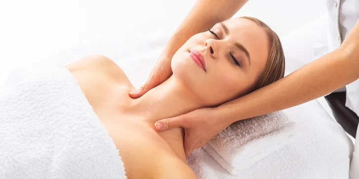30-60 minut hýčkání: relaxační kávová i ovocná masáž vč. peelingu či zábalu