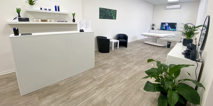 Kosmetické ošetření pro muže i ženy: hydratační, proti akné, anti-age i masáž obličeje