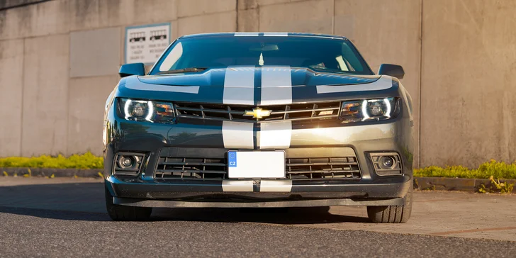 Pořádná rychlost: spolujízda nebo řízení Chevroletu Camaro Bumblebee či BodyKit SS