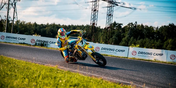Jízda na autodromu Sosnová s vlastním autem nebo motorkou
