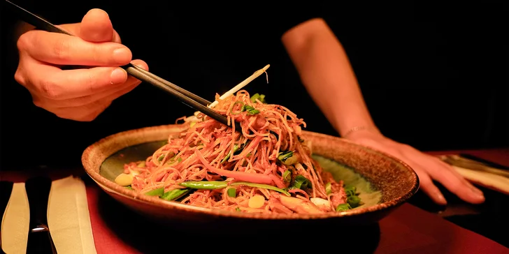 Otevřené vouchery do restaurace s nepálským, thajským a čínským menu: 500-1500 Kč