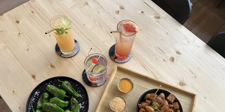 Tapas s drinky podle výběru ze 3 druhů pro 2 osoby