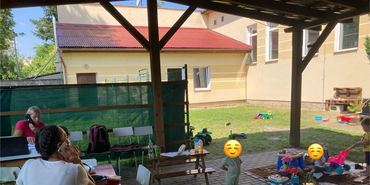 Work and Play v Českých Budějovicích: Wi-Fi prostor pro rodiče, zábava s chůvou pro děti