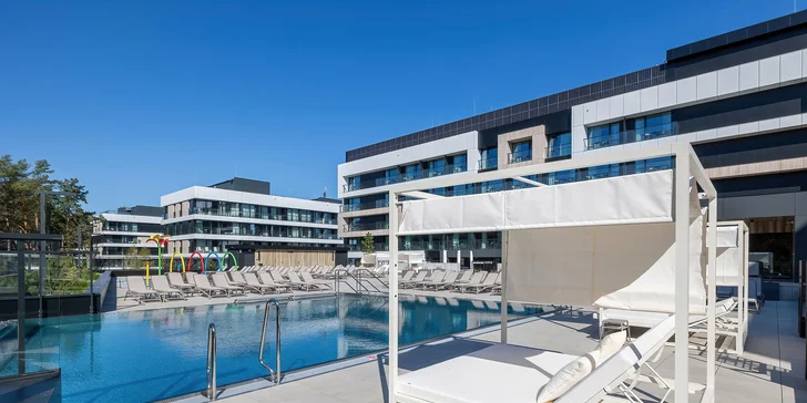 5* hotel přímo na pláži u Baltu: vnitřní i venkovní wellness, polopenze, animační program