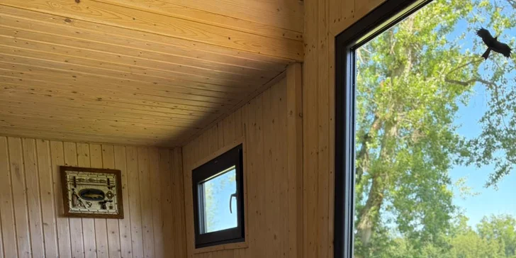 Krásný a plně vybavený tiny house na břehu Labe až pro 4 osoby