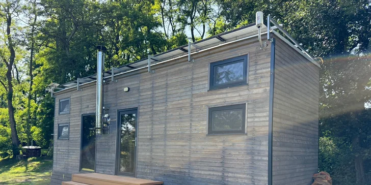Krásný a plně vybavený tiny house na břehu Labe až pro 4 osoby
