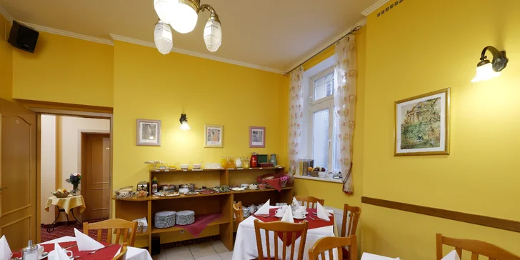 Pohodová dovolená v Karlových Varech: 3* hotel přímo u kolonády, snídaně