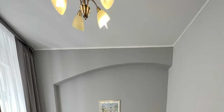 Pohodová dovolená v Karlových Varech: 3* hotel přímo u kolonády, snídaně