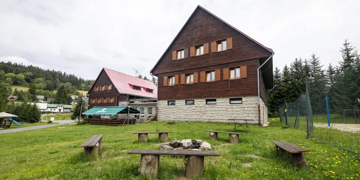 Pobyt v Jizerských horách pro páry i rodiny s polopenzí
