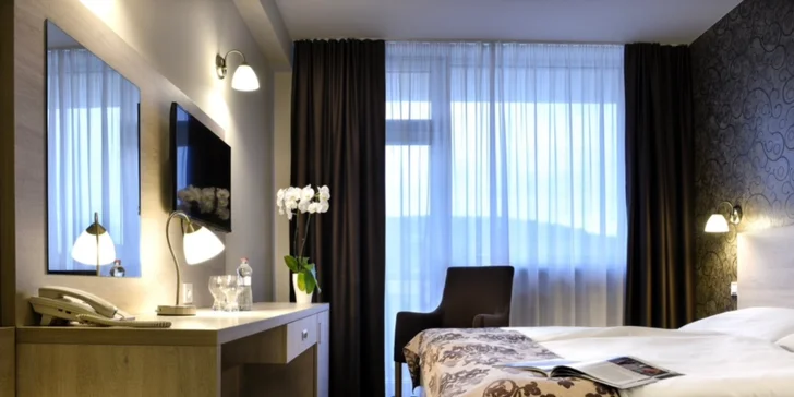 Relaxační pobyt na nábřeží v Piešťanech: polopenze, bazén, wellness i masáž