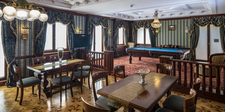 Adult friendly hotel v historickém centru města Eger: snídaně či polopenze, neomezeným wellness, bazén