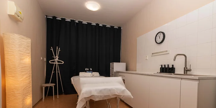 Masáž vybraných partií i celého těla či luxusní Kleopatřina péče: 30-120 min.