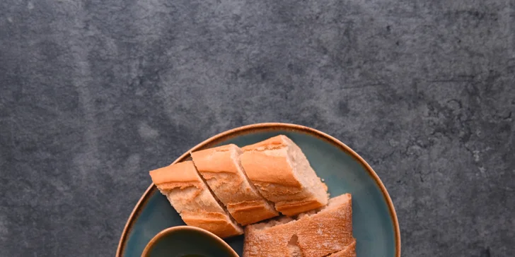 Gastronomický pohled do Středomoří: tříchodové menu včetně nápojů pro 2 osoby