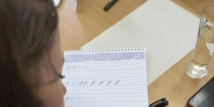 Naučte se krasopsát: online kurz kaligrafie od A do Z, videa i pracovní listy