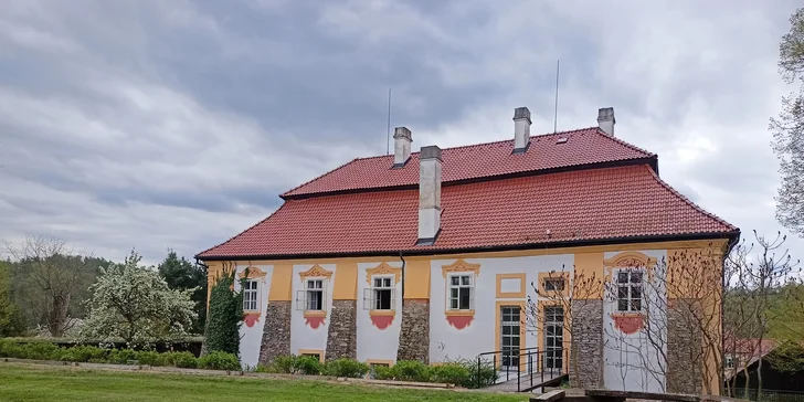Pohádkový pobyt v barokním zámečku pro pár i rodinu