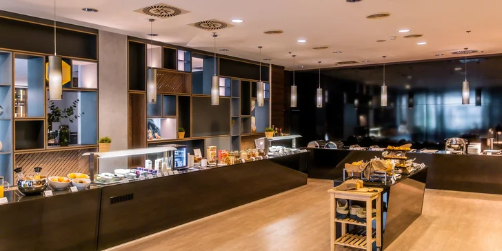 Dovolená v Žilině: 4* hotel se snídaní a vstupem do bazénu, saun a vířivky