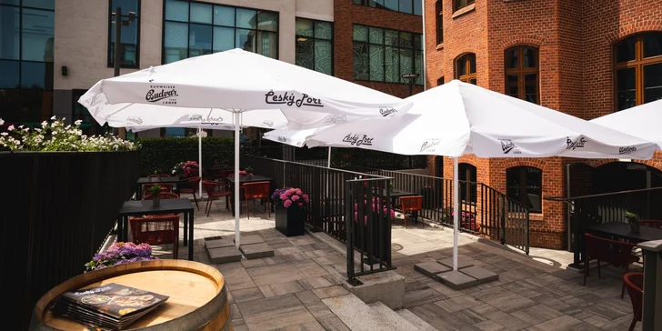 Poznejte Gdaňsk: moderní ubytování se snídaní v centru města, restaurace s českou kuchyní