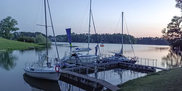 Zážitková plavba na plachetnici pro 2-4 osoby s drinkem v ceně