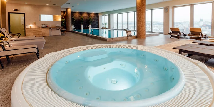 Dovolená v Žilině: 4* hotel se snídaní a vstupem do bazénu, saun a vířivky