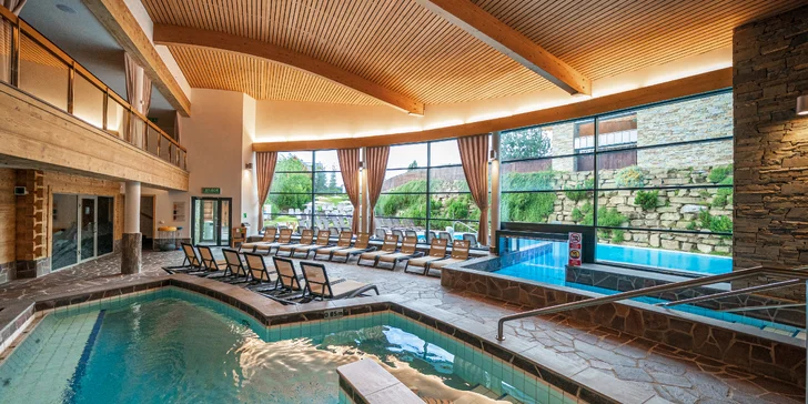 Relax v rodinném hotelu v polských Tatrách: polopenze, termální bazény, wellness i zábava pro děti