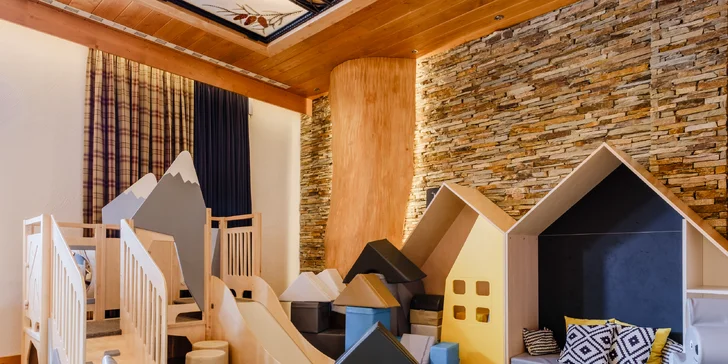 Relax v rodinném hotelu v polských Tatrách: polopenze, termální bazény, wellness i zábava pro děti