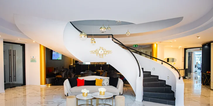 Wellness pobyt v Maďarsku: polopenze, termály, dětský svět i půjčení kanoe