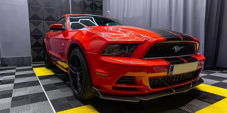 Ford Mustang z roku 2014: spolujízda, řízení i zapůjčení až na 48 hod.