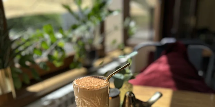 Frappé v kavárně U Zlaté koruny: pro 1 či 2 osoby