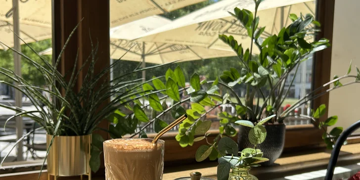 Frappé v kavárně U Zlaté koruny: pro 1 či 2 osoby