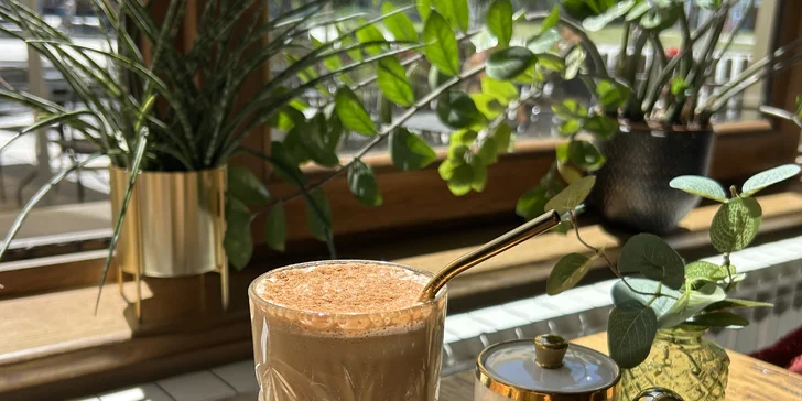Frappé v kavárně U Zlaté koruny: pro 1 či 2 osoby