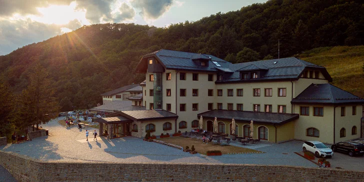 Dovolená kousek za hranicemi ČR: strava, neomezený wellness a krásný výhled na Bílé Karpaty