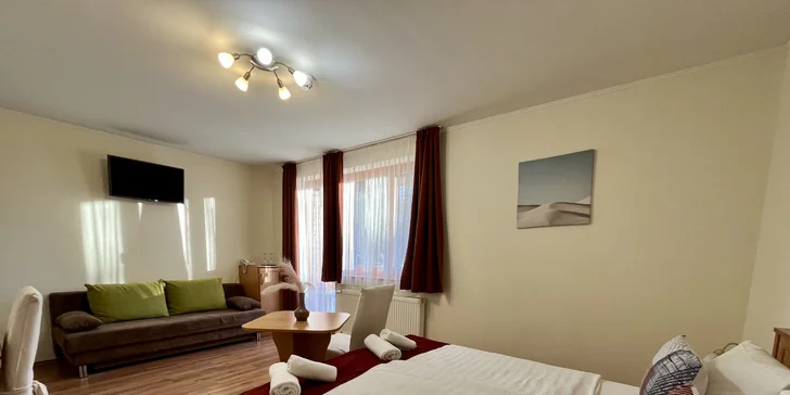 Relax u Balatonu: hotel, wellness, snídaně a výlety po vinařské oblasti