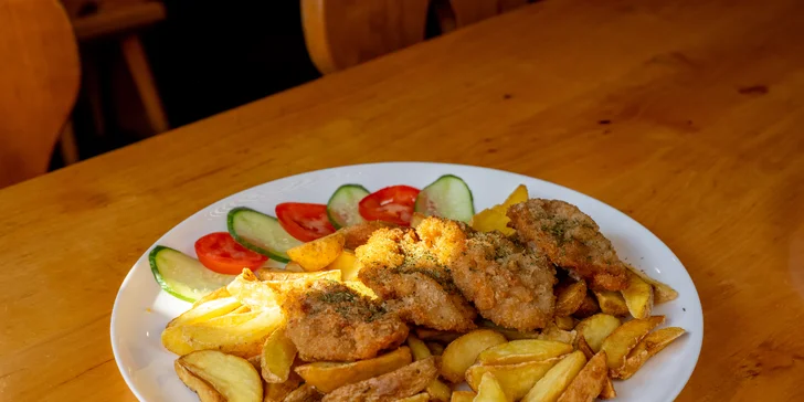 Česnečka nebo zelňačka a hlavní chod výběrem z 6 druhů vč. býčích žláz