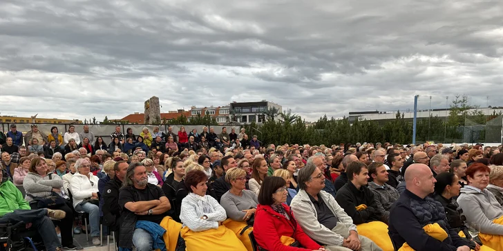 Letní scéna Harfa: vstupenka na Show Petra Jablonského