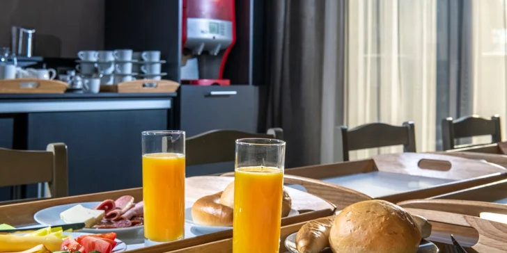 Odpočinek v lázeňském Egerszalóku: penzion se snídaní, wellness i dětskou hernou, 2 km od termálních lázní