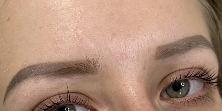 Kosmetické ošetření: čištění, LED terapie, masáž, lash lifting i laminace obočí