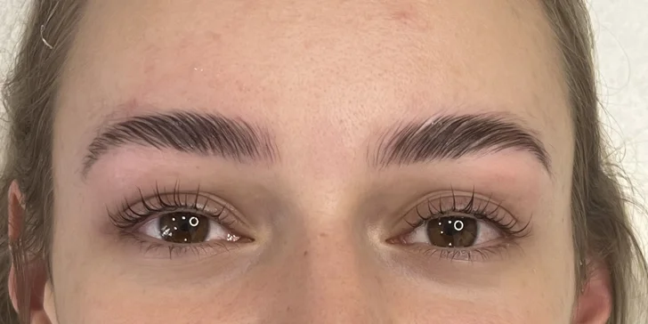 Kosmetické ošetření: čištění, LED terapie, masáž, lash lifting i laminace obočí