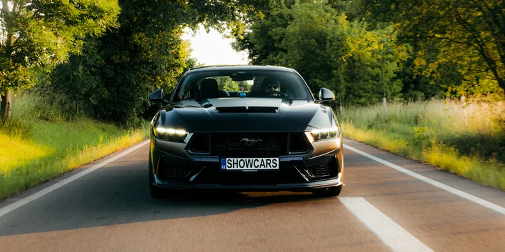 Jízda na 20–60 minut v americkém stylu s Ford Mustang DARK HORSE 5.0 V8