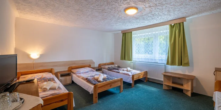 Jednoduchý horský hotel na Liptově až pro 4 osoby s polopenzí