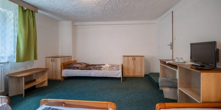 Liptovská pohoda s polopenzí a turistikou za rohem pro dva i rodinu