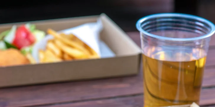 Dovolená u Balatonu: soukromá pláž, snídaně i wellness v zahradě