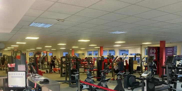 10 nebo 15 min. solária ve stoje ve fitness centru ve Staré Bělé