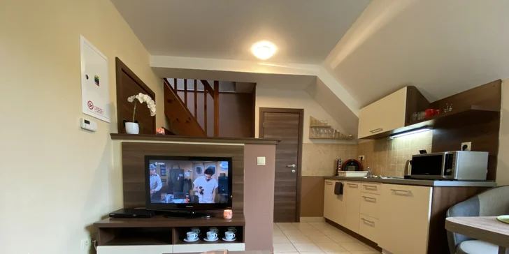Plně zařízené mezonetové apartmány pro 4–8 osob na Donovalech