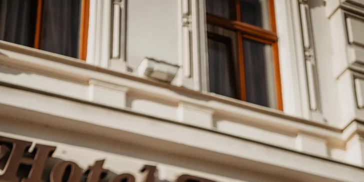 Pobyt v centru Chomutova: historický hotel se snídaní nebo polopenzí