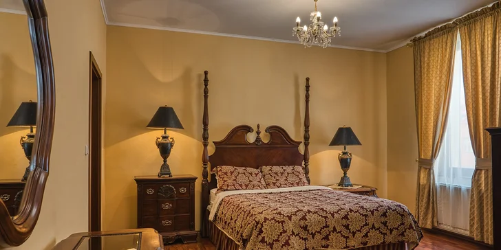 Pobyt v centru Chomutova: historický hotel se snídaní nebo polopenzí