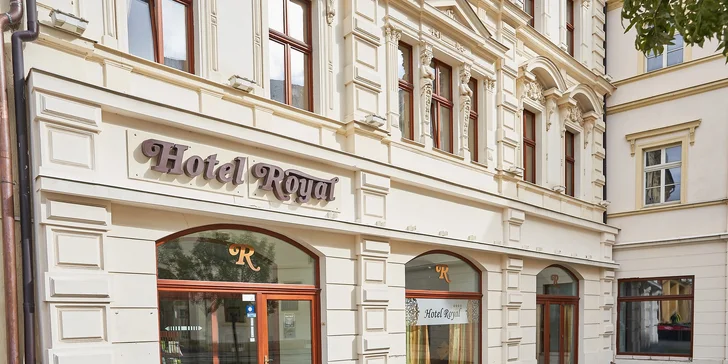 Pobyt v centru Chomutova: historický hotel se snídaní nebo polopenzí