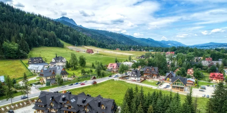 Skvělý odpočinek v Zakopaném: 4* hotel s wellness a snídaní nebo polopenzí