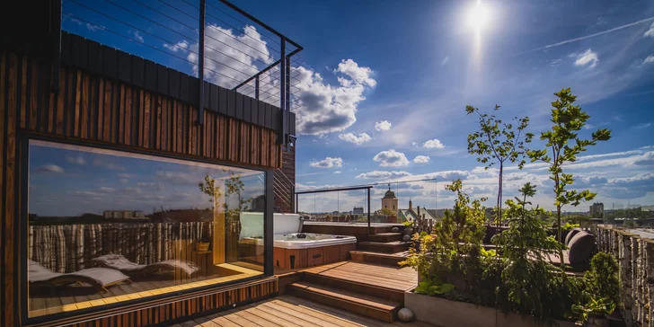 5* pobyt v polském Rzeszówě se stravou, neomezeným wellness a vířivkou na střeše