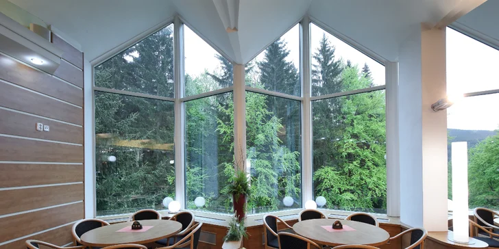 Pobyt ve Špindlerově Mlýně: hotel s polopenzí i vstup do wellness