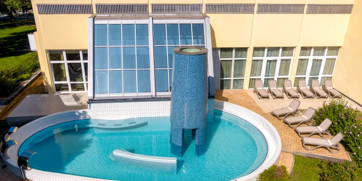 Autobusový zájezd do lázní Hévíz: 4* hotel s all inclusive a wellness, koupání v léčivém jezeře, výlety k Balatonu